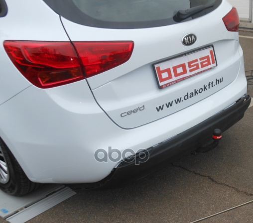Фаркоп Kia Ceed универсал 2012-2018, Hyundai i30 универсал 2012-2019 крепление ш