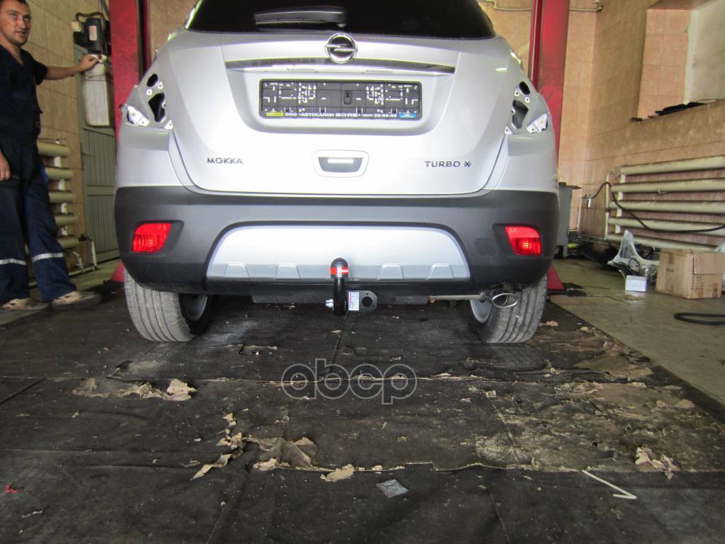 Фаркоп Opel Mokka 2012-2019, Chevrolet Tracker 2013-2015 крепление шара на двух