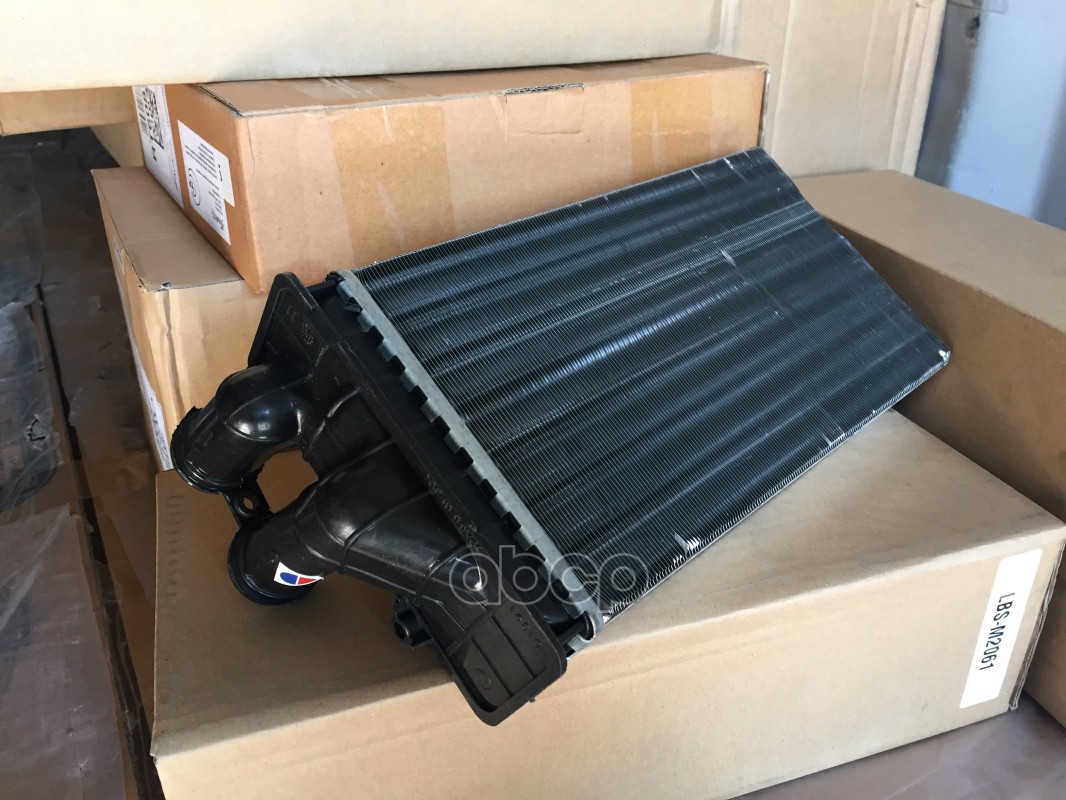 Радиатор отопителя {ST01}