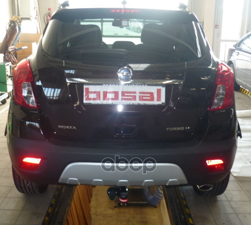 Фаркоп Opel Mokka 2012-2019, Chevrolet Tracker 2013-2015 крепление шара на двух