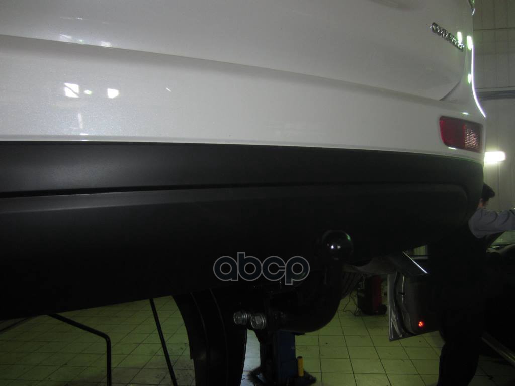 Фаркоп Mitsubishi Outlander 2012-2019, 2019-2022 крепление шара на двух болтах