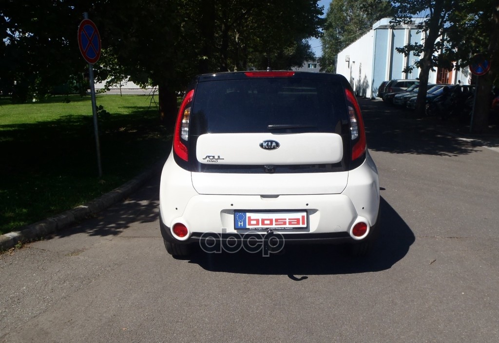 Фаркоп Kia Soul 2014-2019 крепление шара на двух болтах