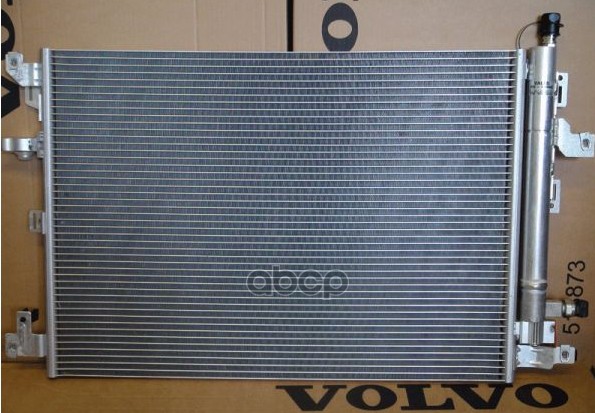 Радиатор кондиционера VOLVO арт. 31369510