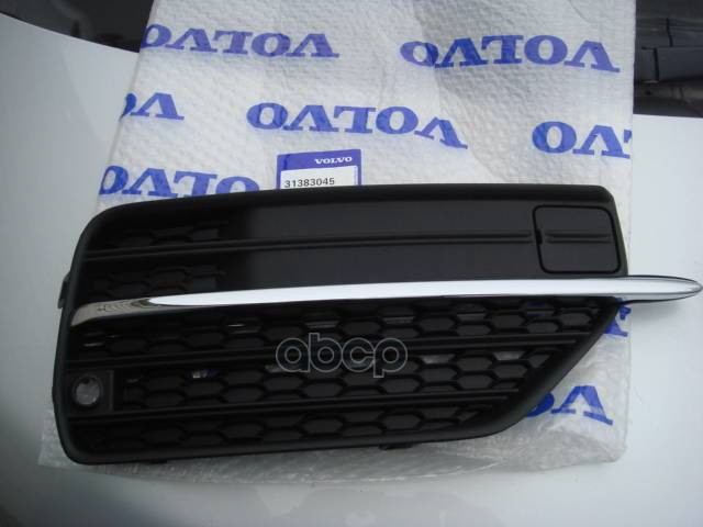 решётка VOLVO арт. 31383045