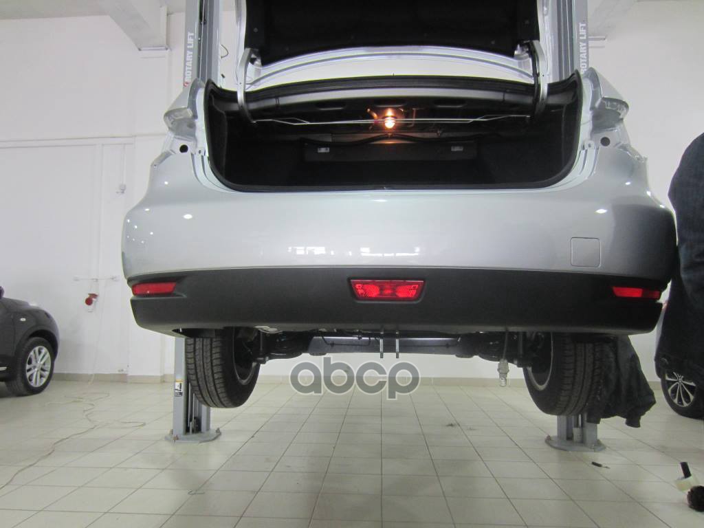 Фаркоп Nissan Almera 2013-2018 крепление шара на двух болтах