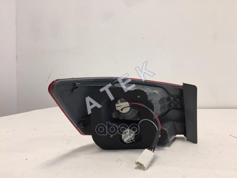 Фонарь задний {ST01}