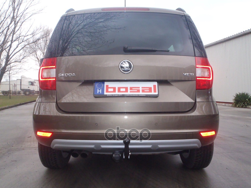 Фаркоп Skoda Yeti 2009-2018 крепление шара на двух болтах
