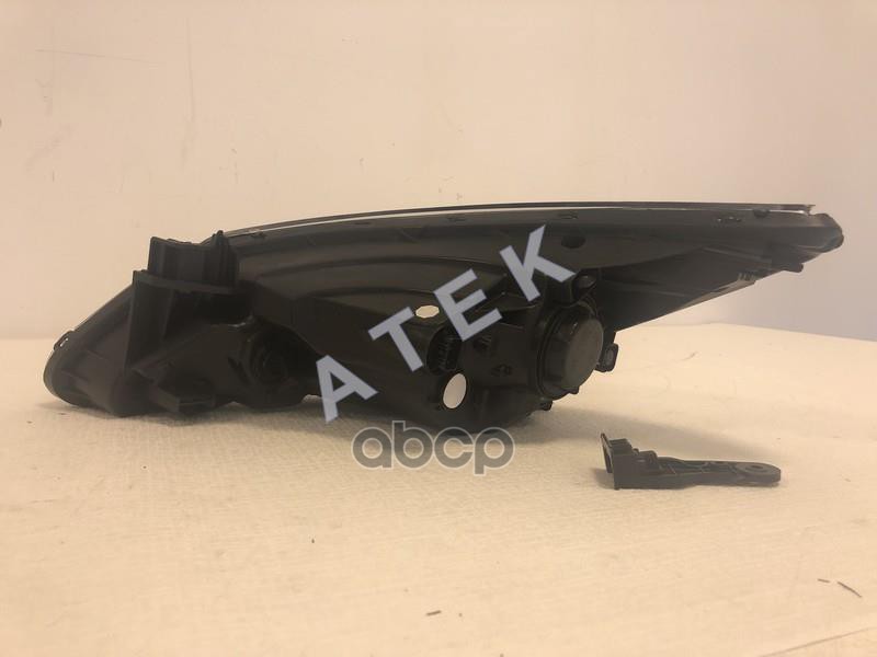 Фара левая {ST01}