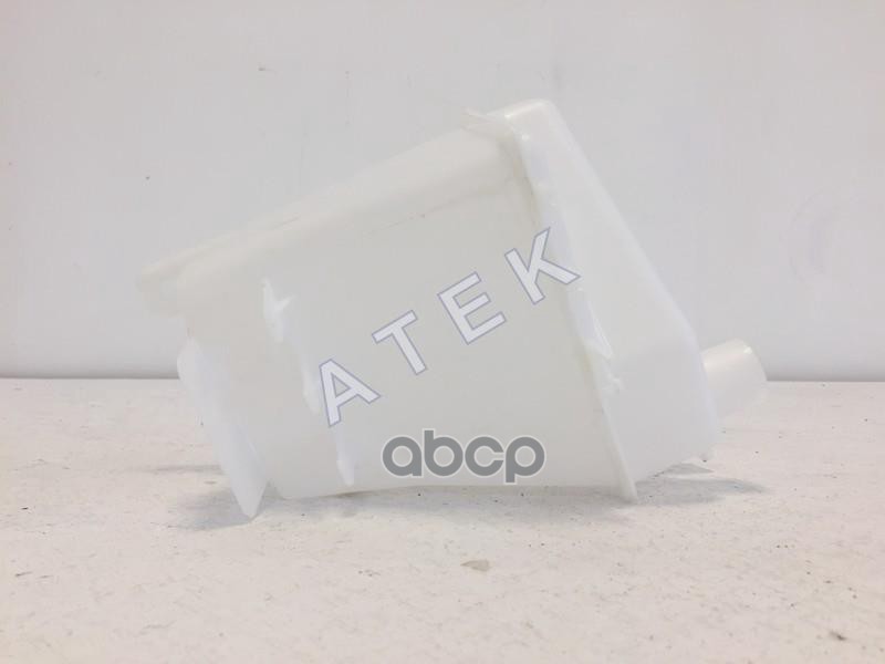 Бачок омывателя лобового стекла