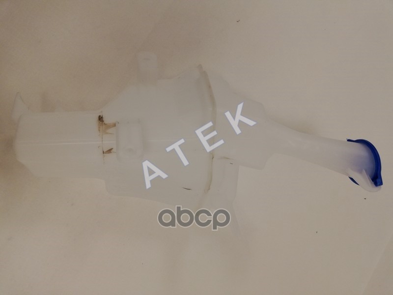 Бачок омывателя лобового стекла