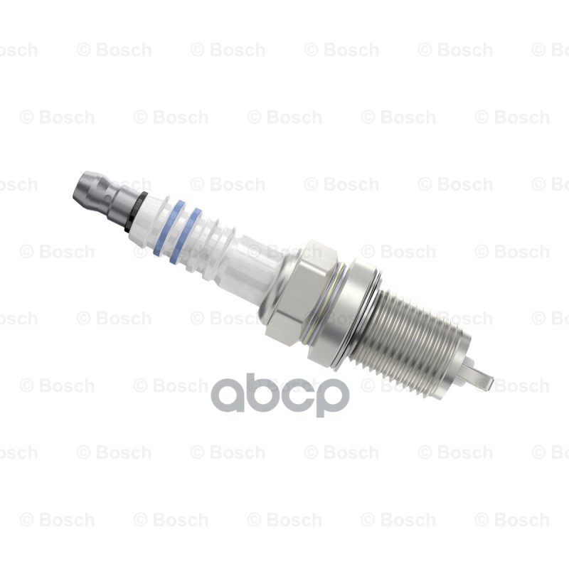 свеча зажигания Toyota Corolla 1.3/1.4/LandCruiser 3.4/4.5/Hilux 3.4 96>