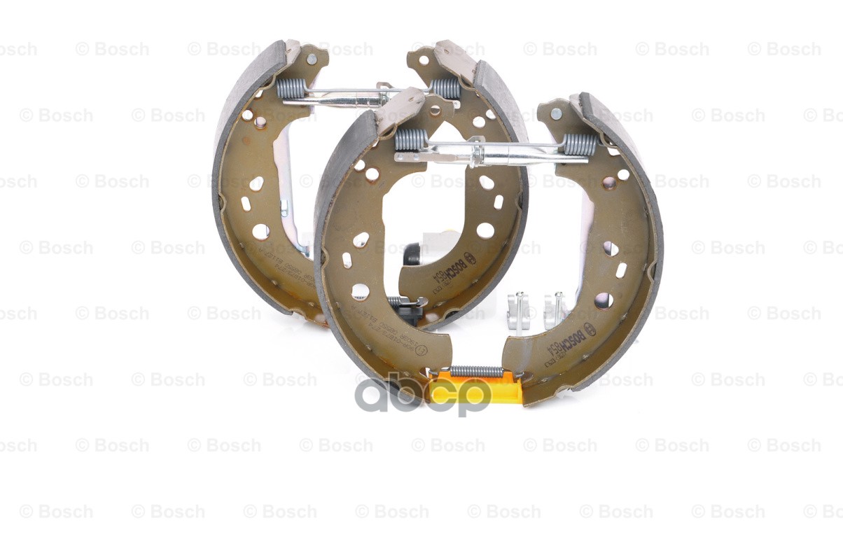 Комплект колодок барабанных  с тормозным цилиндром