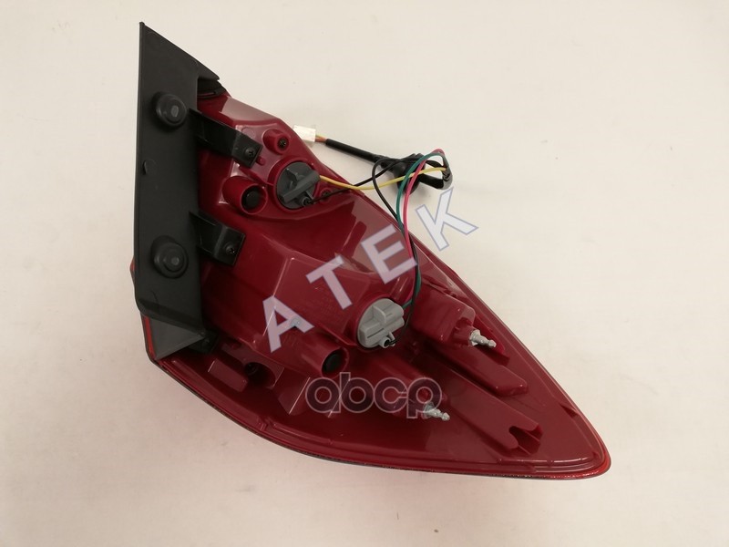 CEED 12- Фонарь задний внеший прав (Китай)