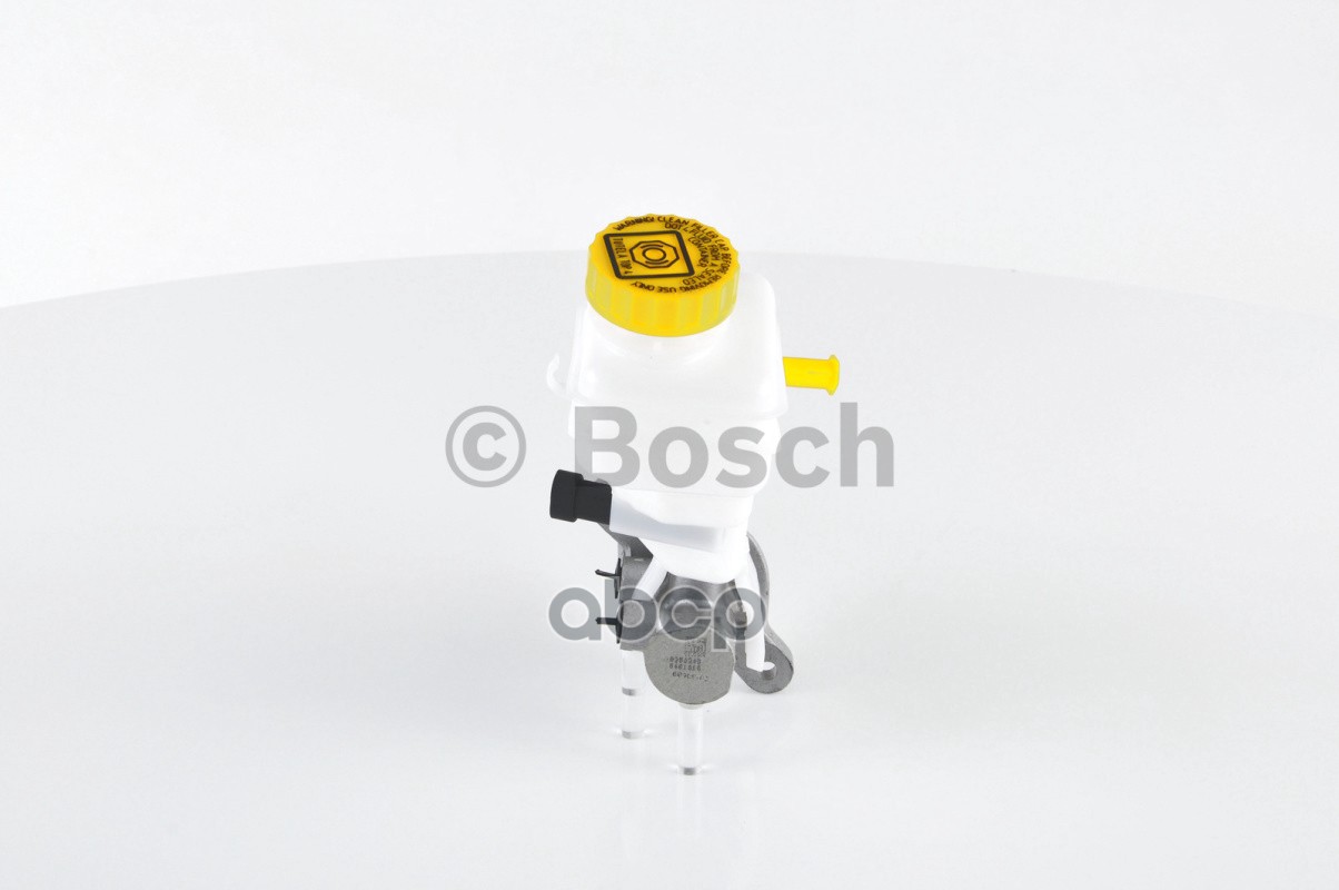 Цилиндр главный тормозной