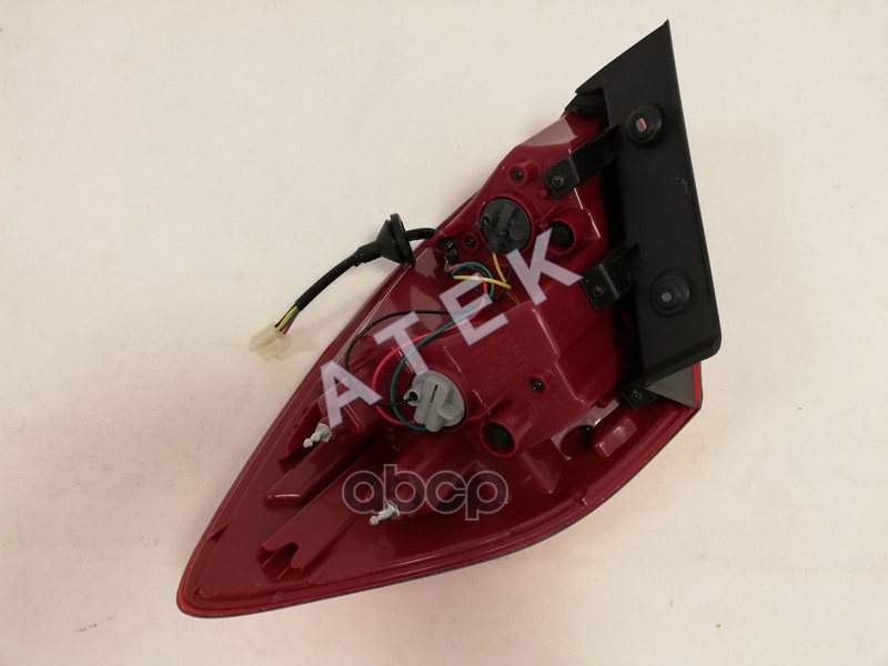 CEED 12- Фонарь задний внеший левый (Китай)