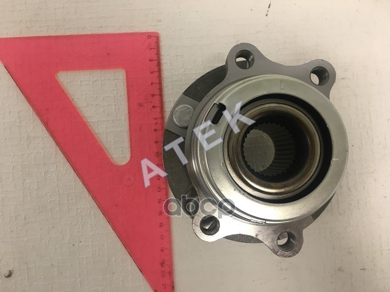 Cтупица колеса с подшипником передняя BR023 Nissan Murano Teana Elgrand Quest