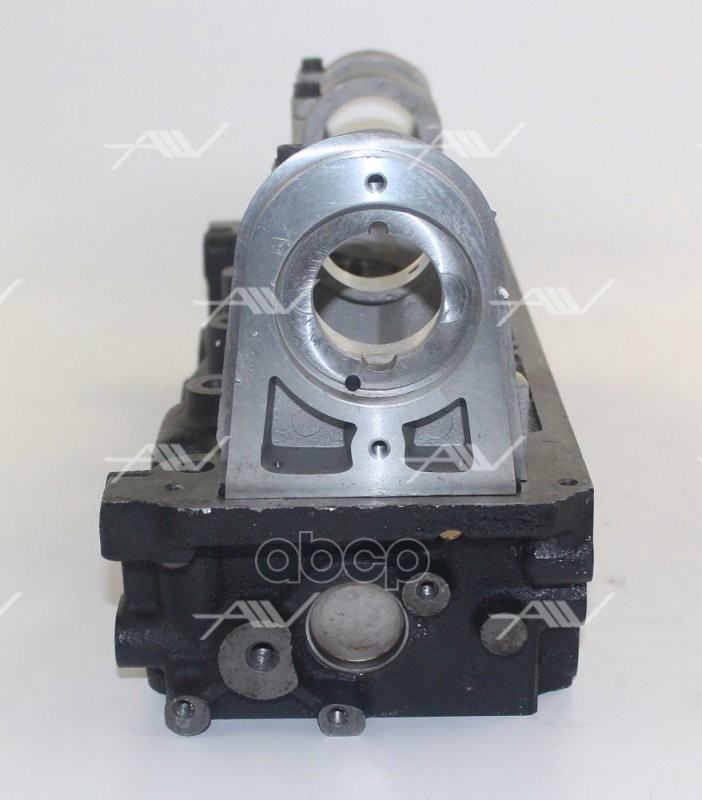 ZK-33001 головка блока цилиндров NISSAN LD23 2.3D (11039-7C001) без крышек распр