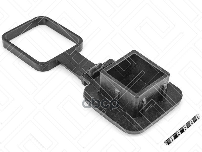 Заглушка фаркопа с фиксатором