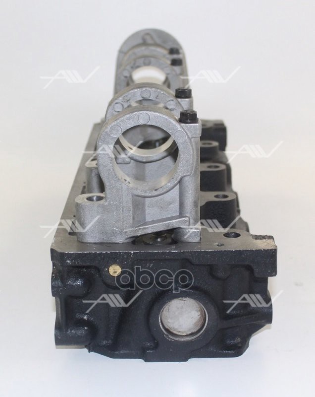 ZK-33001 головка блока цилиндров NISSAN LD23 2.3D (11039-7C001) без крышек распр