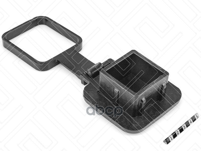 Заглушка фаркопа с фиксатором