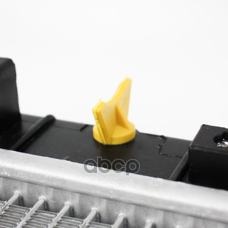 Радиатор охлаждения 1,4/1,6/1,8 DOHC AT/MT