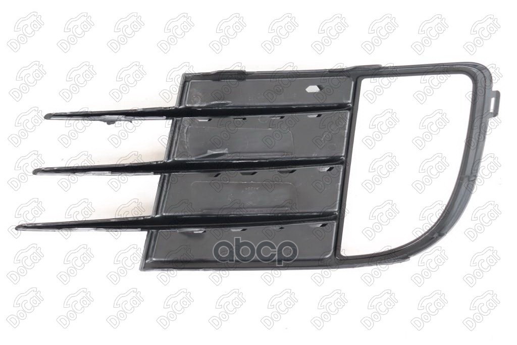 Накладка фары противотуманной Прав  VW Golf 6 GTI 2008 2012