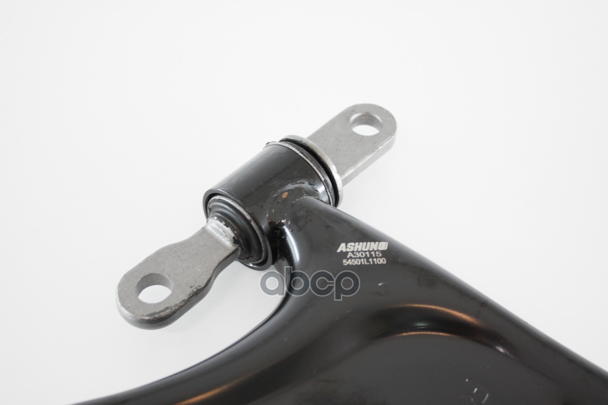 Рычаг передний правый