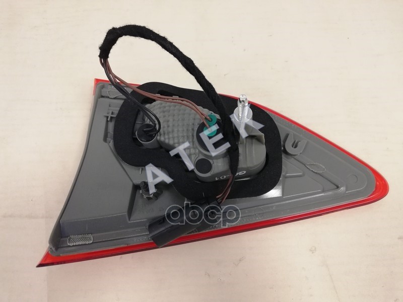 ATEK KUGA 13 Фонарь задний левый внутренний RP-15930