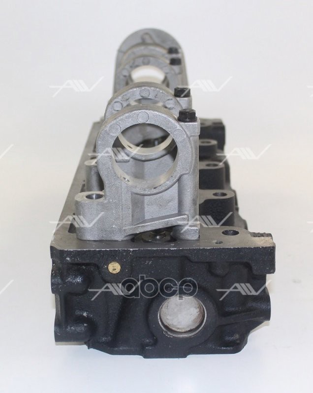 ZK-33001 головка блока цилиндров NISSAN LD23 2.3D (11039-7C001) без крышек распр