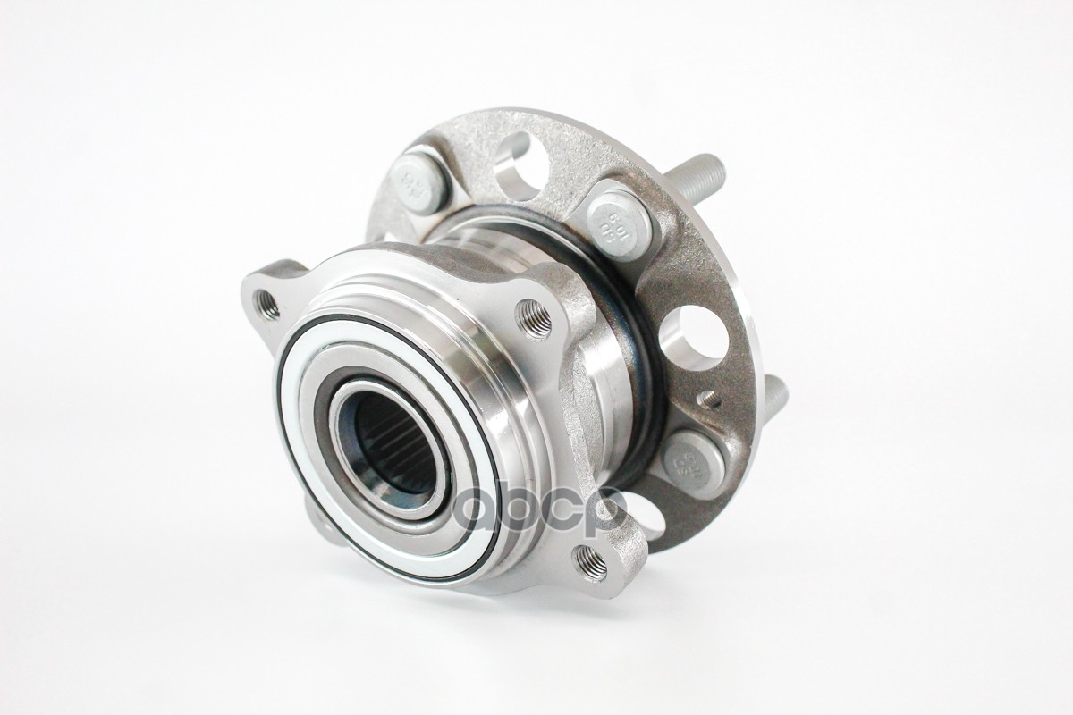 Ступица задняя в сборе с подшипником 4WD