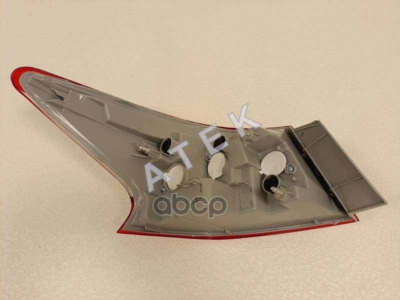 ATEK Sentra Sylphy 12 Фонарь правый внешний RP-16081