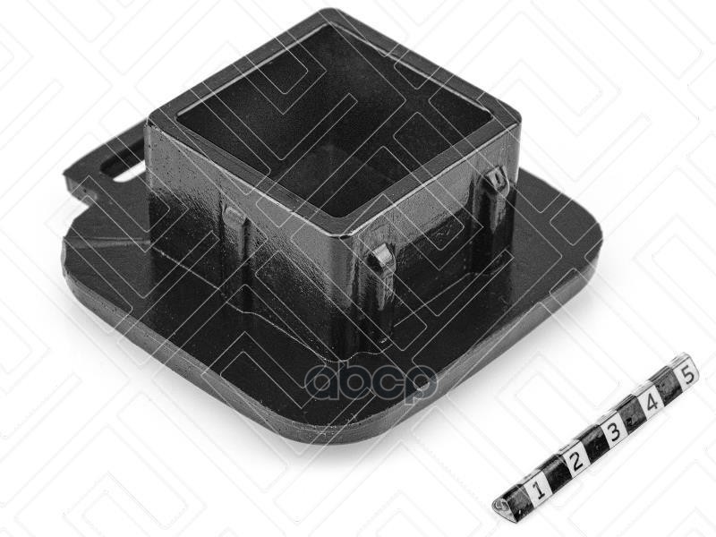 Заглушка фаркопа (без фиксатора)