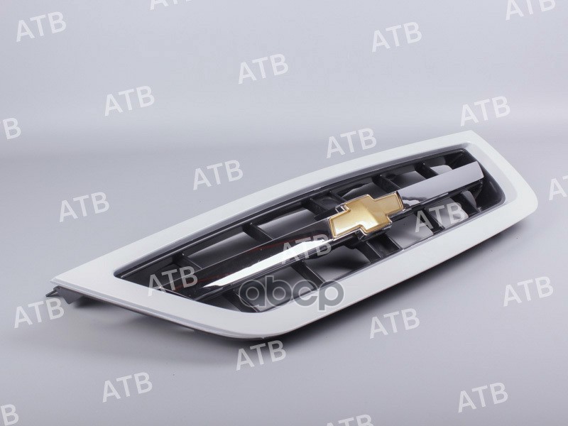 решетка радиатора Daewoo Nexia 1 2008-2016 рестайлинг Chevrolet Белый GAZ ве