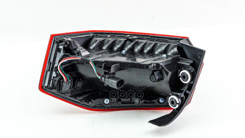 Фонарь задний левый внешний