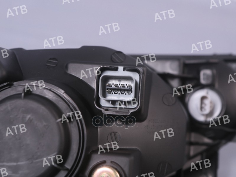 блок фара Hyundai Getz 1 2005-2011 рестайлинг 2 полосы под эл. кор. правая ATB