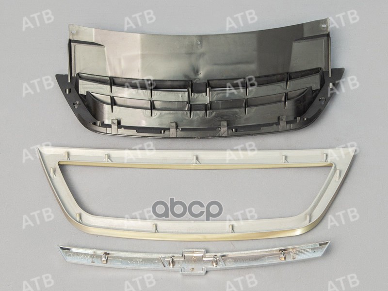 решетка радиатора Daewoo Nexia 1 2008-2016 рестайлинг Chevrolet Золотисто-пес