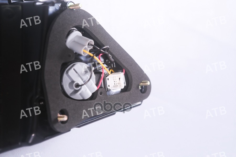 фонарь Kia Rio 4 2017-2020 внутренний левый ATB