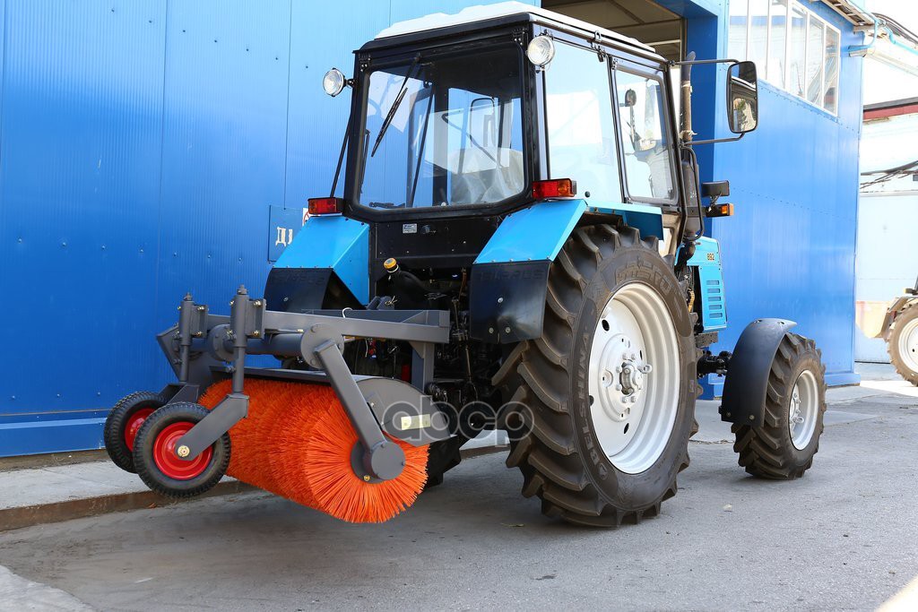 Щетка коммунальная МТЗ-80,82,1221 усиленная, литой редуктор, колеса 5.00х10 (60-