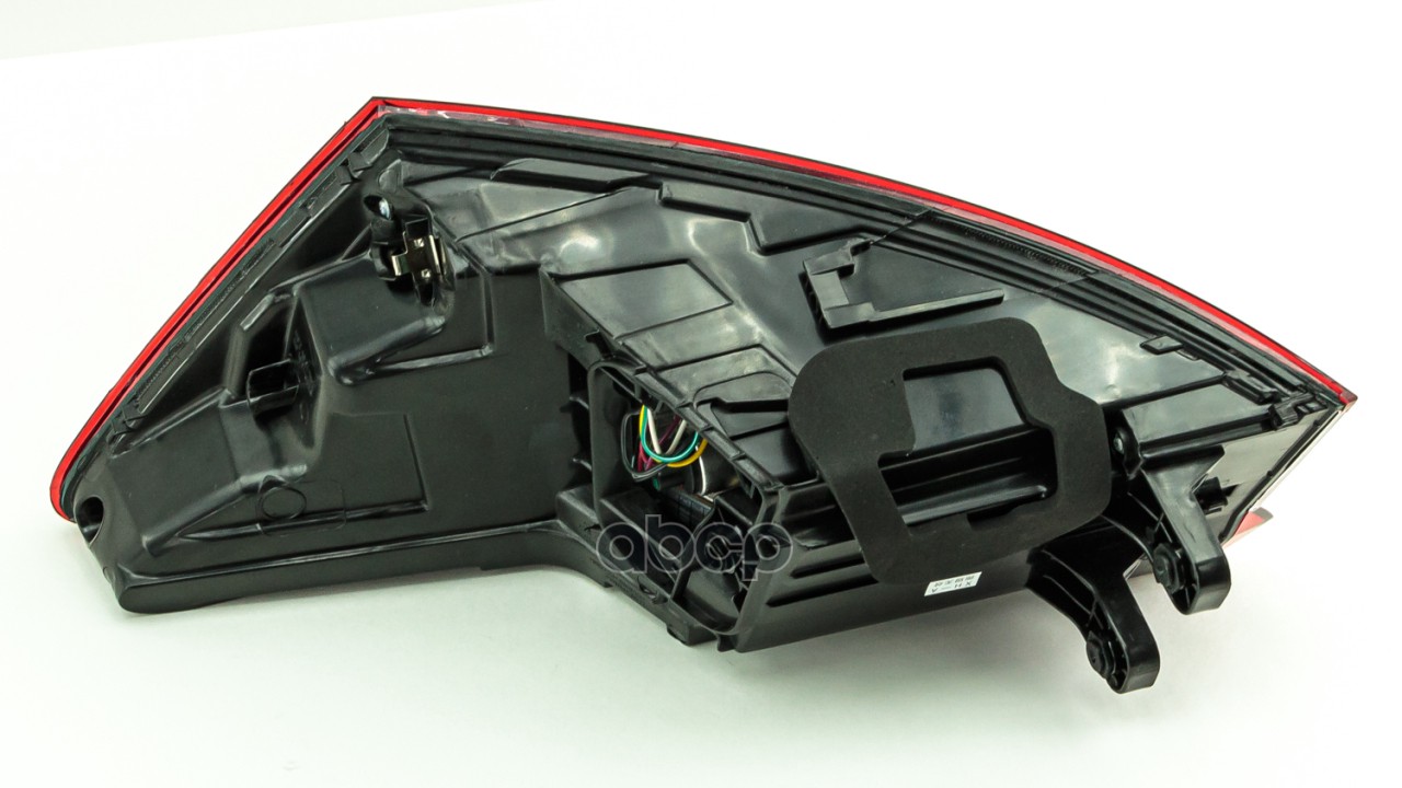 Фонарь наружный левый задний