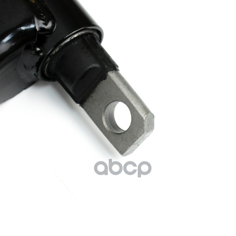 Рычаг передний нижний правый