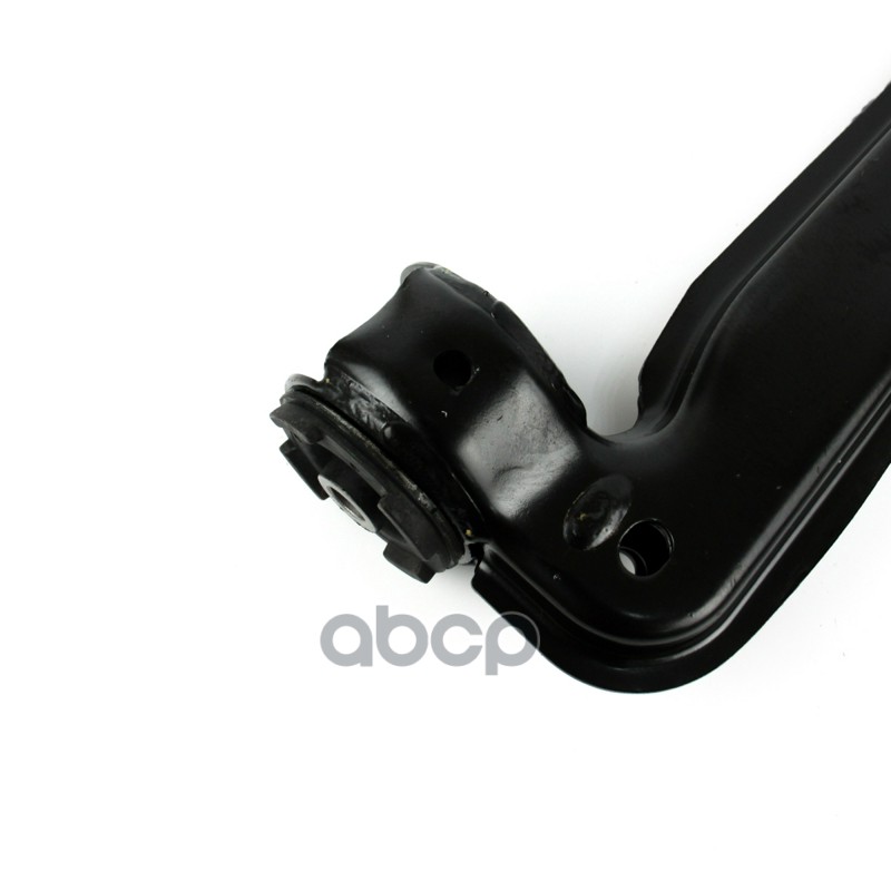 Рычаг передний правый