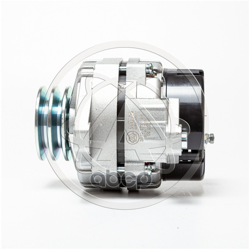 Генератор 3232.3771 AE аналог 4242.3771-04 ЯМЗ-236, -238, КАМАЗ-740 28В, 60А, Ав