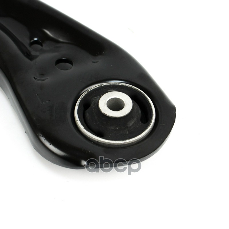 Рычаг передний левый