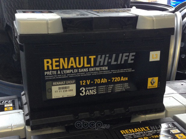 RENAULT 7711238598 Батарея аккумуляторная 70А/ч 720А 12В обратная поляр. стандартные клеммы