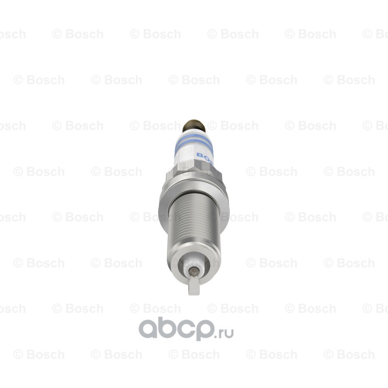 Bosch 0242135518 Свеча зажигания ZR 7 SI 332 S