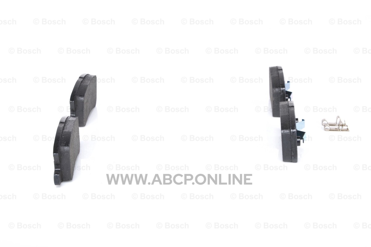 いち！ BOSCH BRAKE PAD SET - 0986424717