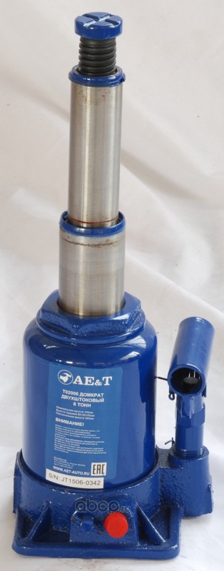 AE&T T02006 Домкрат бутылочный двухштоковый 6т