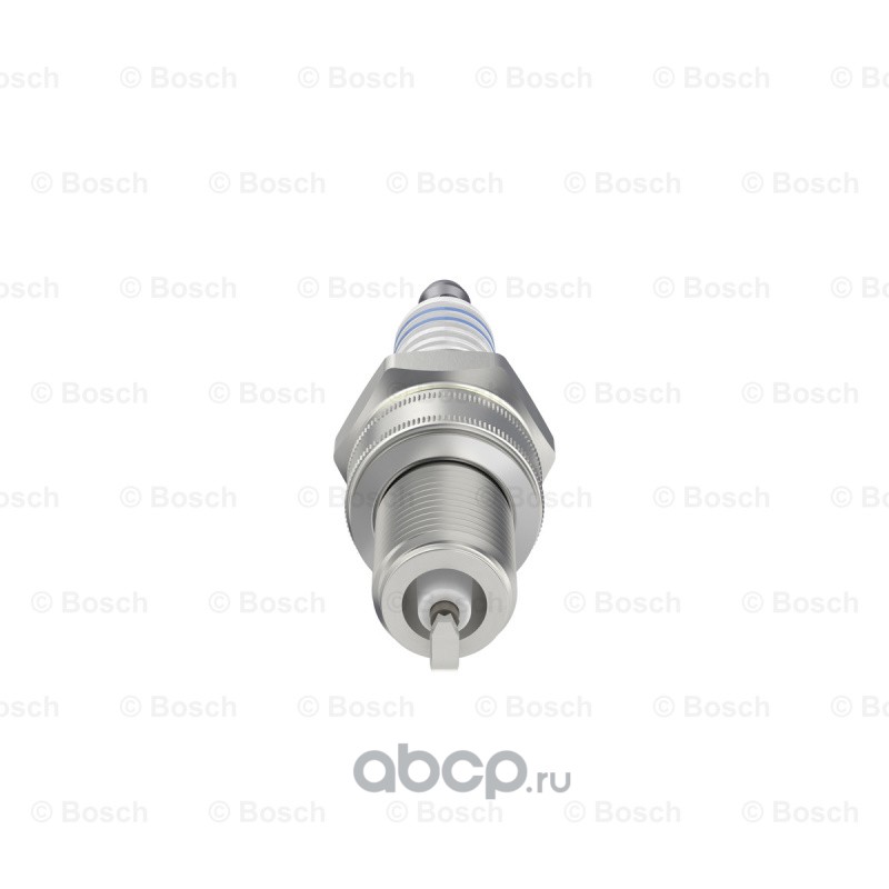 Bosch 0242235915 Свеча зажигания компл. (4шт) для а/м ВАЗ 08-010 инж. 8 кл. WR7DCX