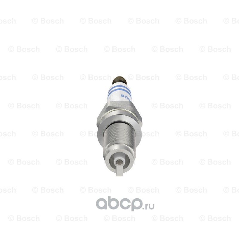 Bosch 0242135510 Свеча зажигания YR7LPP (0.9)