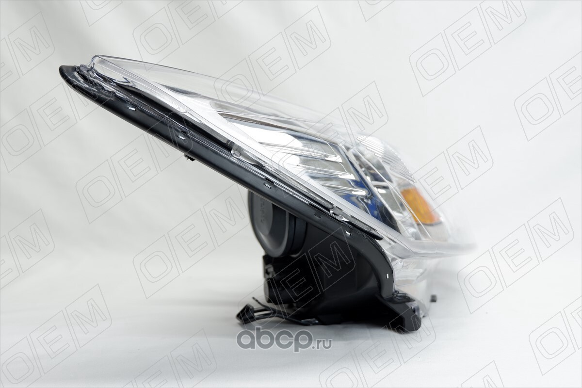 O.E.M. OEM0098FR Фара правая Ford Focus 2 2008-2011, галоген, светлая